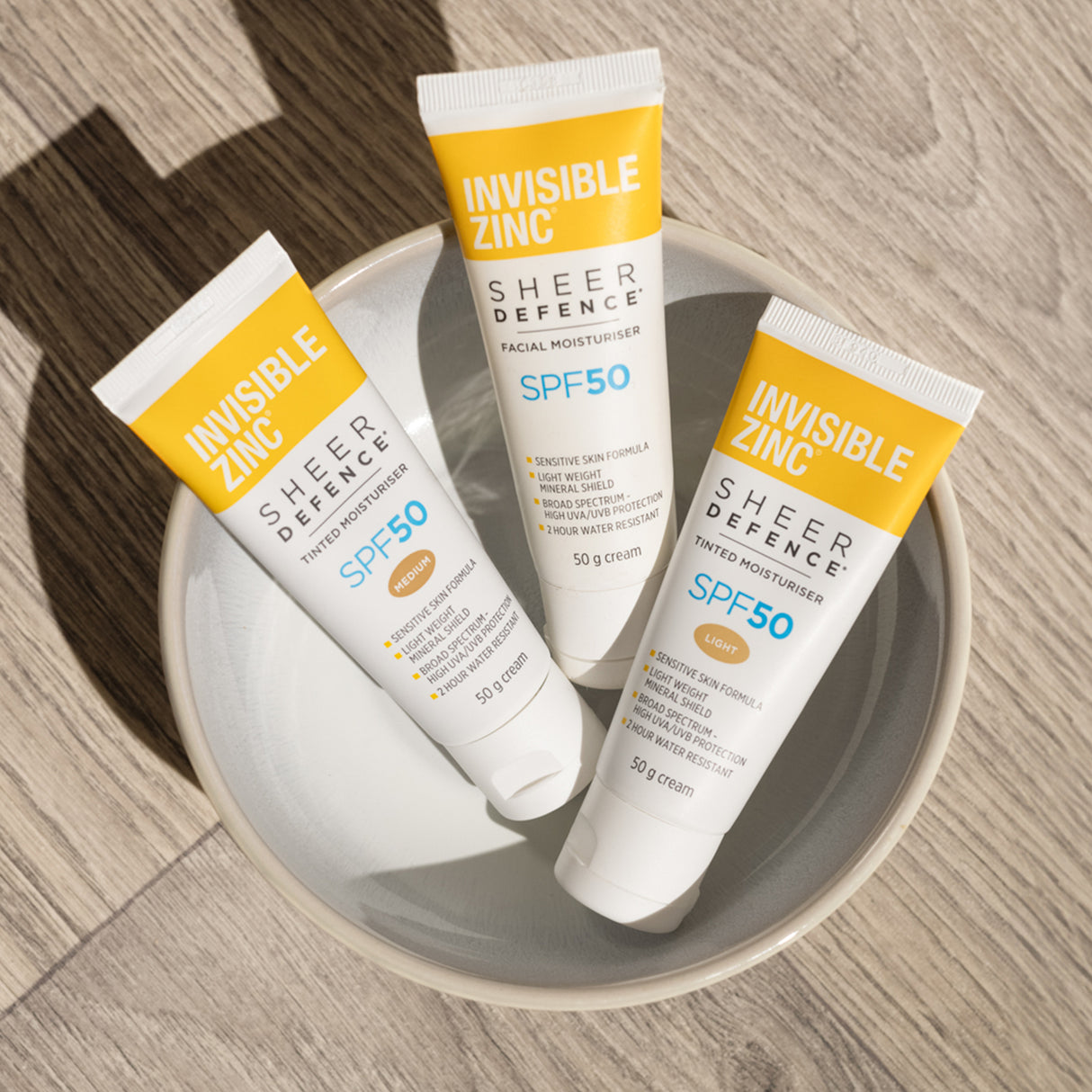 Invisible Zinc Sheer Defence Tinted Moisturiser SPF 50 Light 50 g