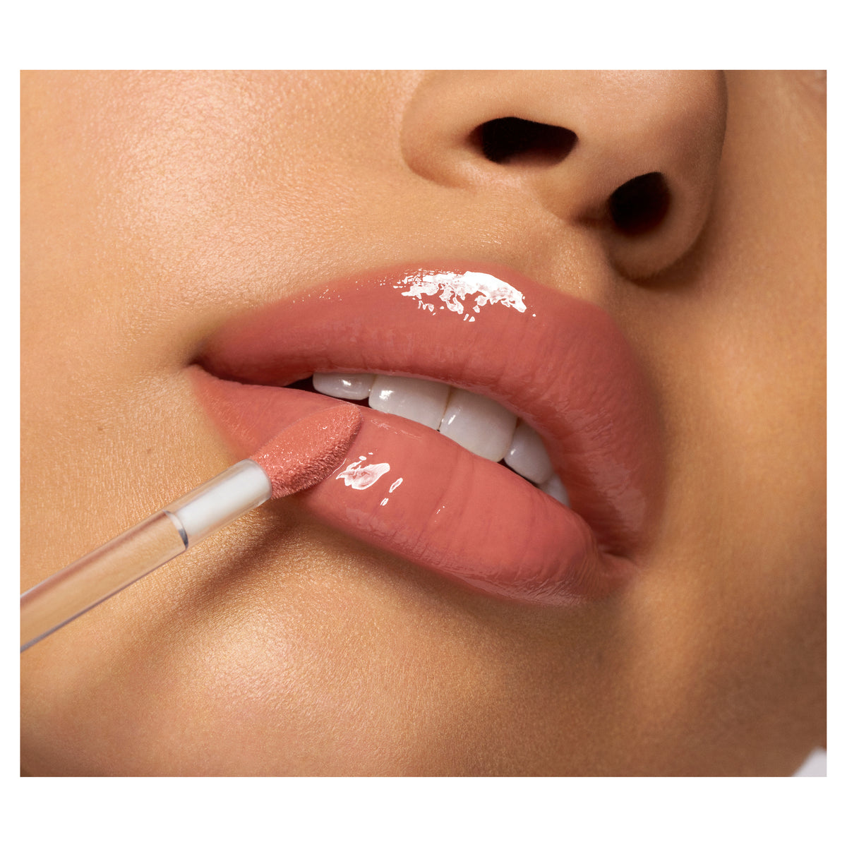Revlon PhotoReady Instant Plump Serum Gloss Youth Boost