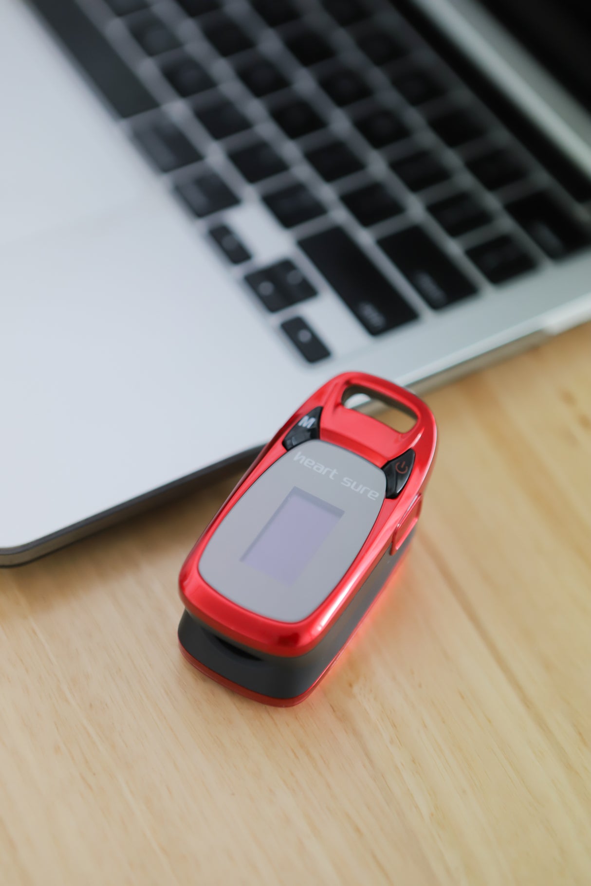 Heart Sure Pulse Oximeter & Heart Rate Monitor