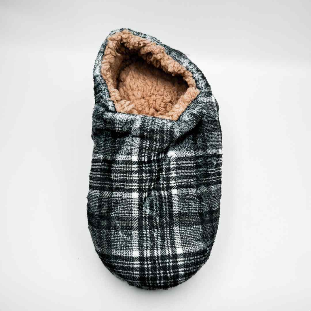Fuzzy by HB&Co Mens Tartan Slippers Size L 1pr