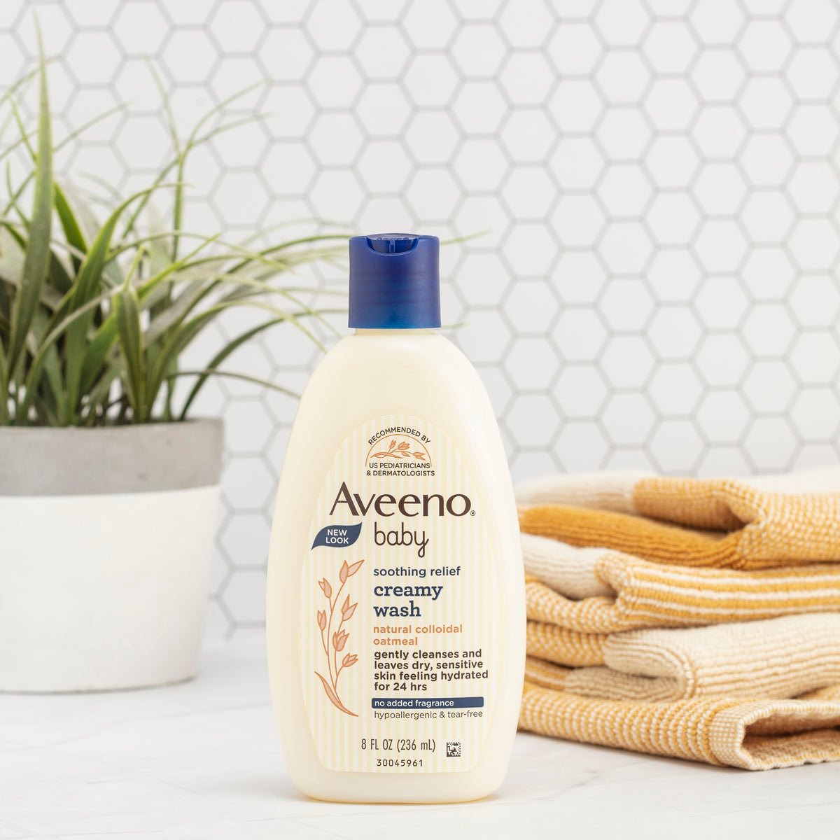 Aveeno Baby Soothing Relief Fragrance Free Creamy Body Wash 236ml