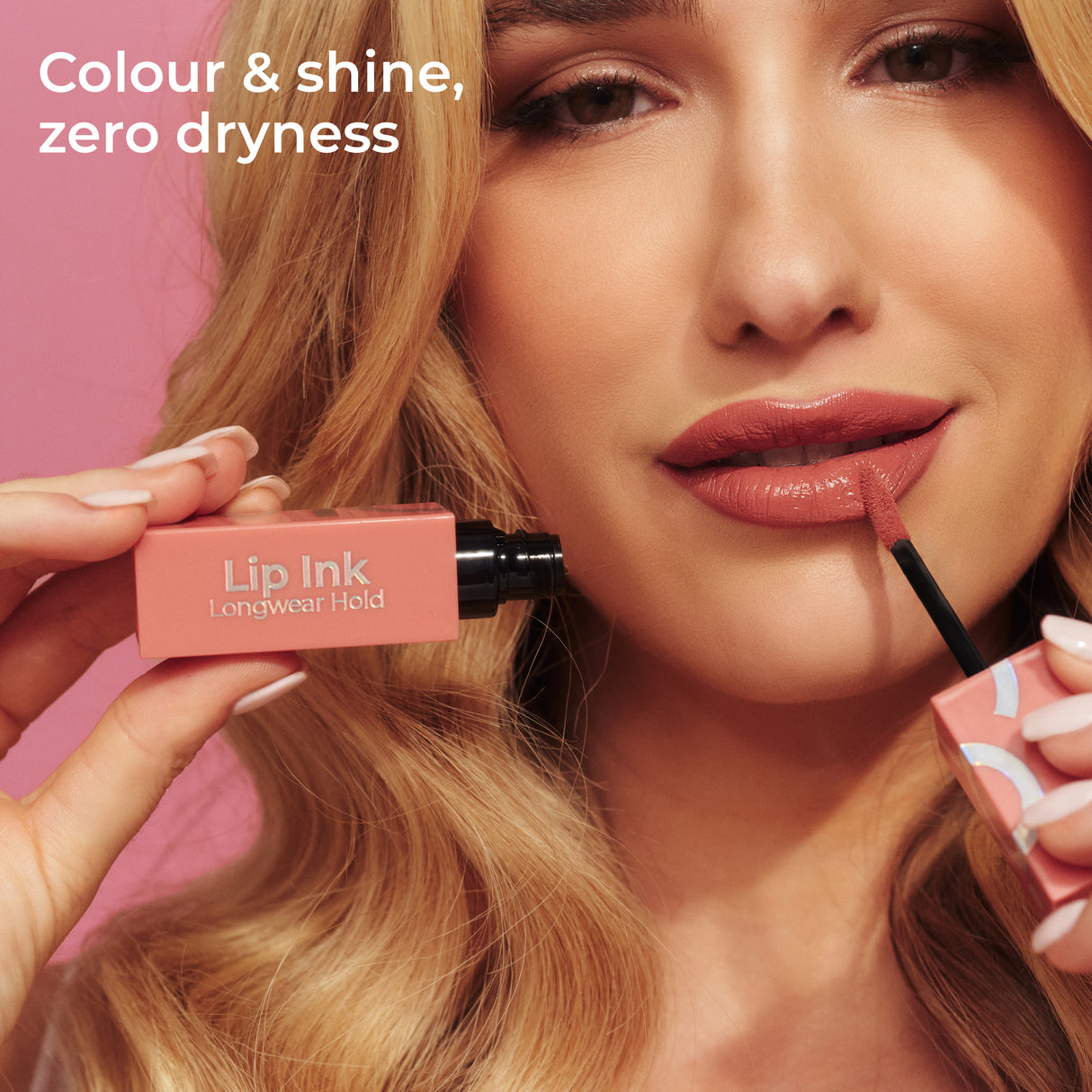 MCo MCW661 Lip Ink LW Hld True Peach