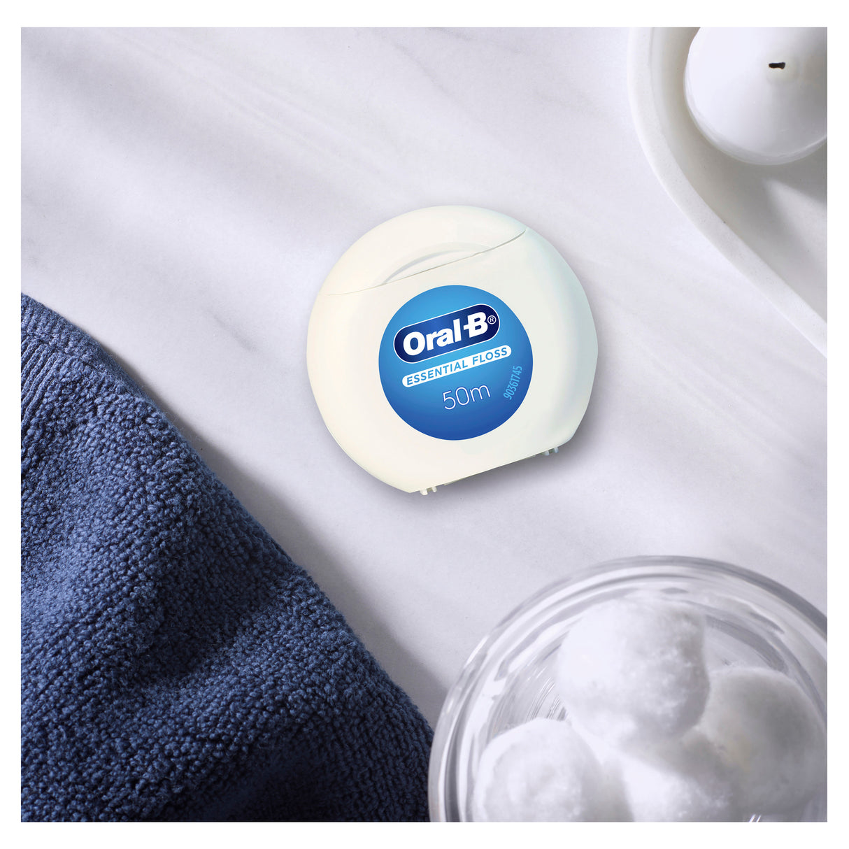 Oral-B Essential Waxed Floss Mint 50m