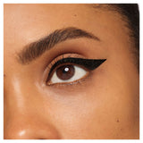 Revlon Colorstay Wing Line Liq/L Blkst Blk