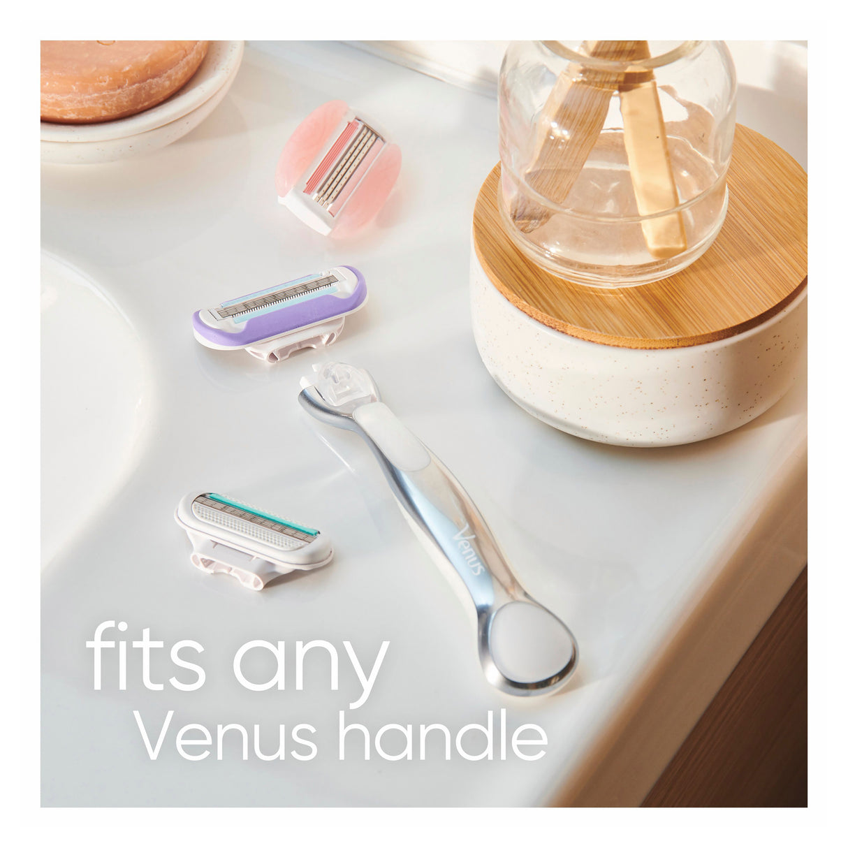 GILLETTE Venus D/Smth Swirl Cart 4s