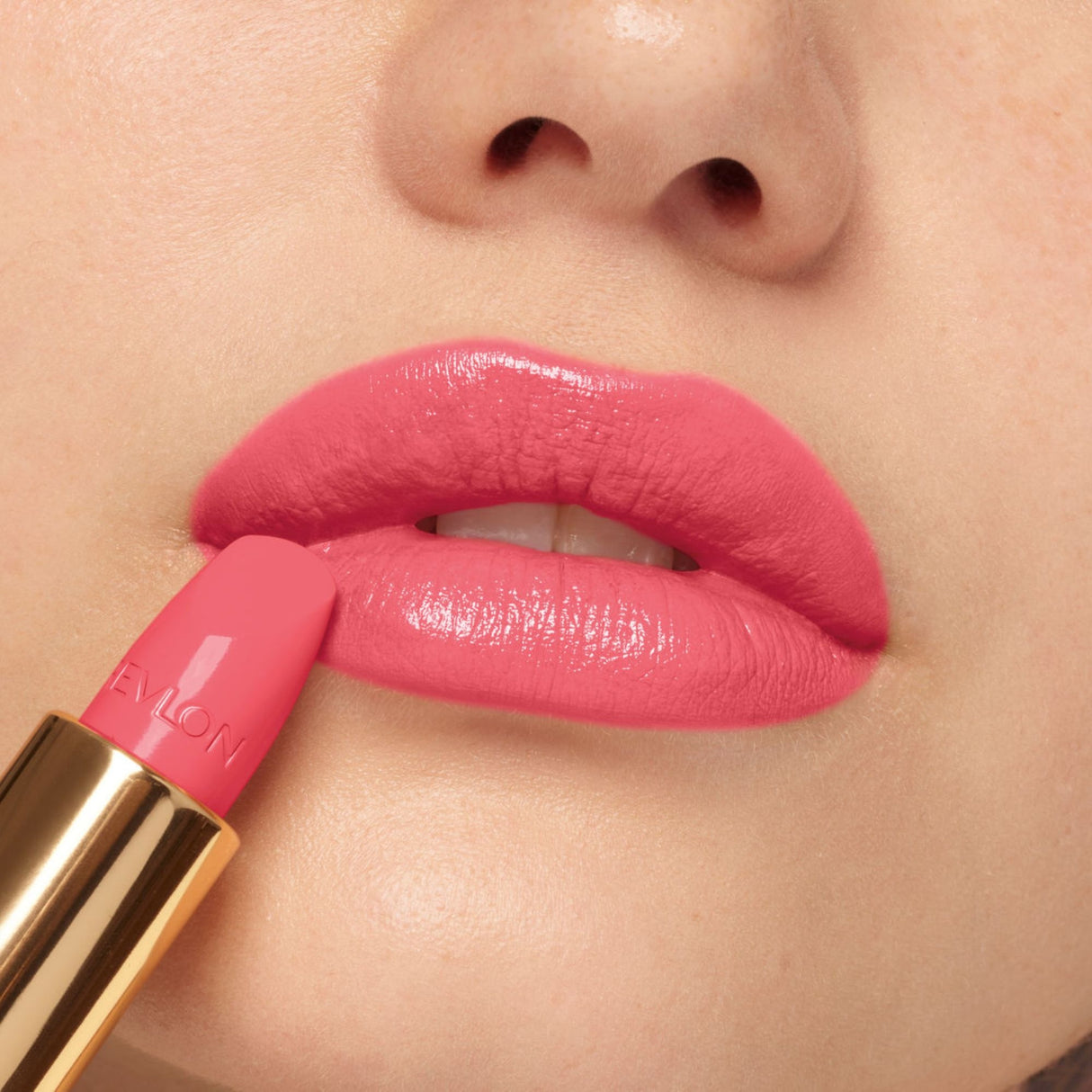 Revlon Super Lustrous Ultimate Lipstick 015 Bermuda