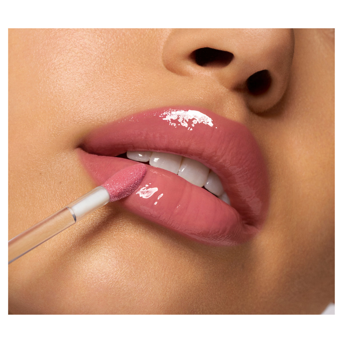 Revlon PhotoReady Instant Plump Serum Gloss Magically Inflated