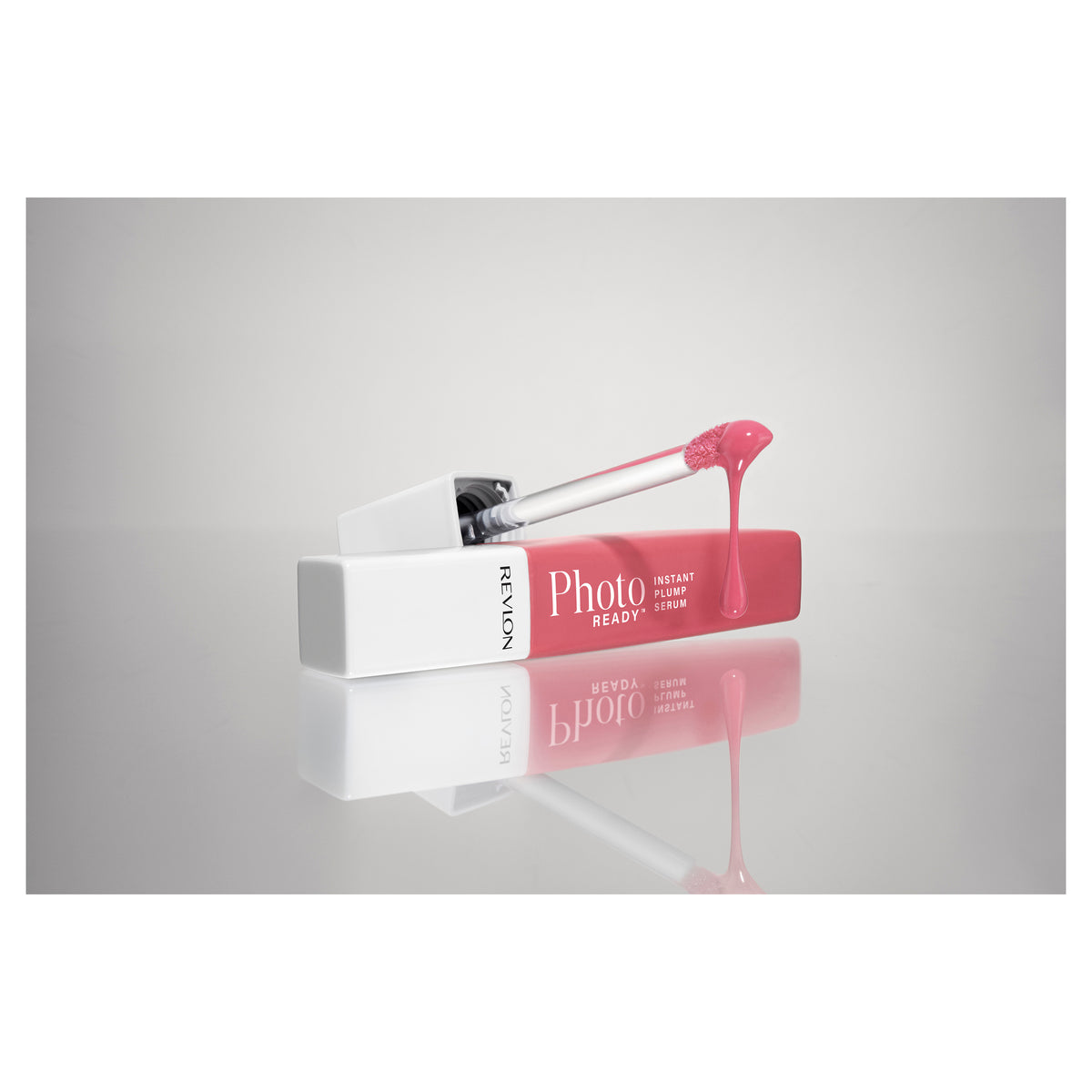 Revlon PhotoReady Instant Plump Serum Gloss Magically Inflated
