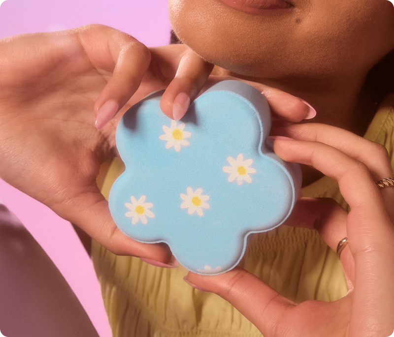 DAISE Love Me Bath Bomb Flower Power 85g