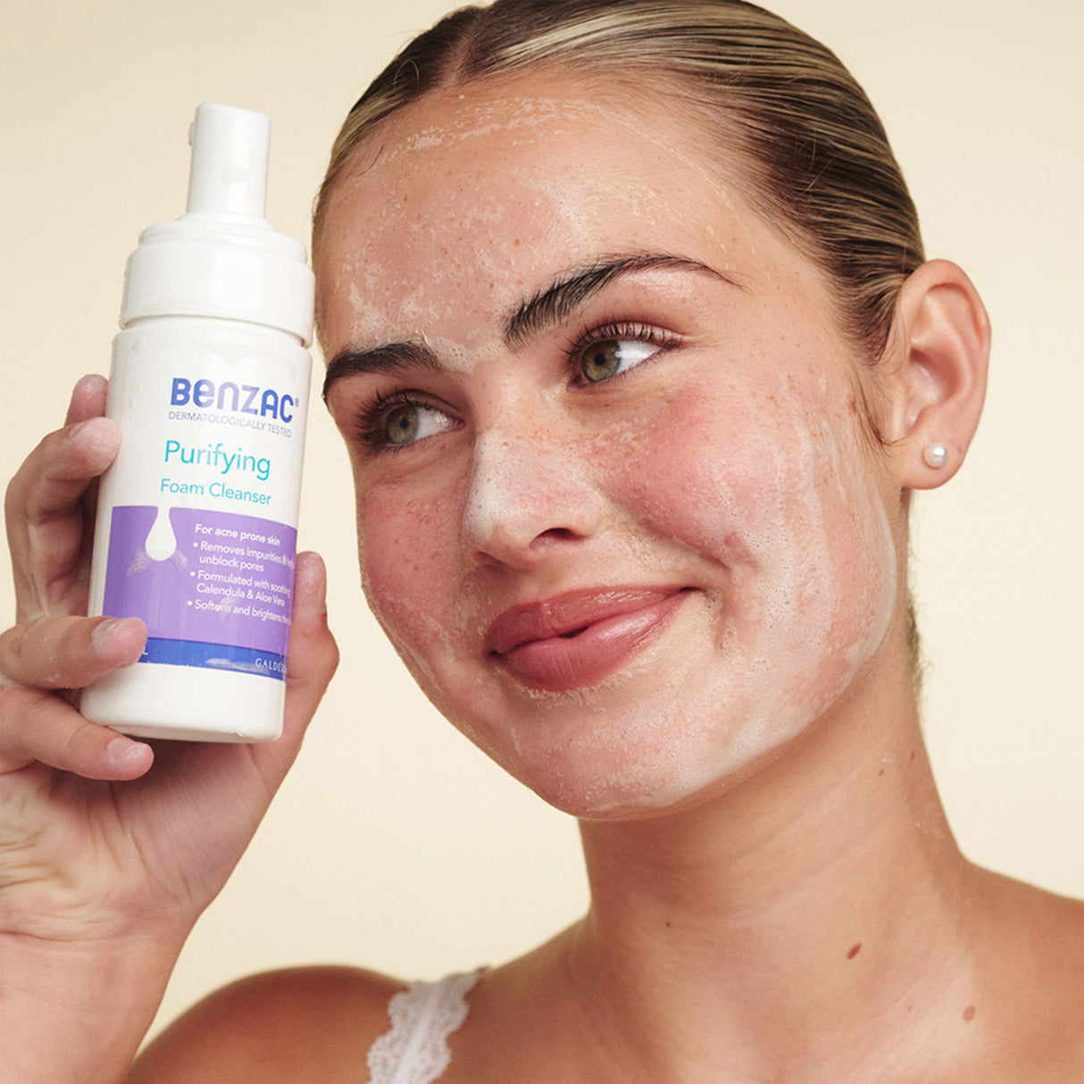 Benzac Daily Facial Foam Cleanser 130mL, For Acne-Prone Skin
