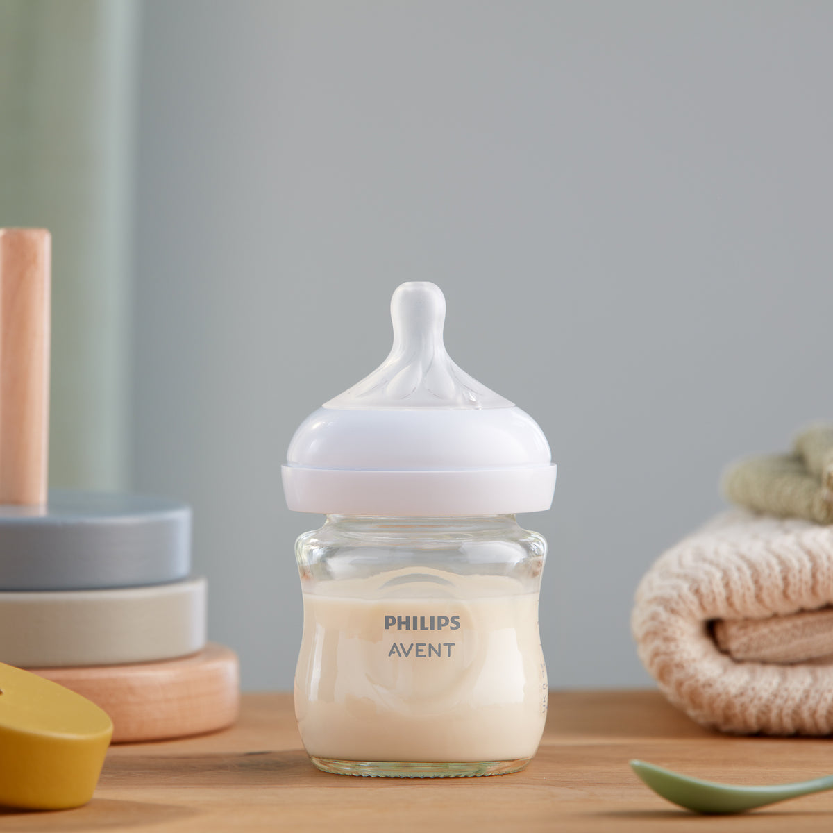 Philips Avent Natural Response 120 mL Glass Bottle