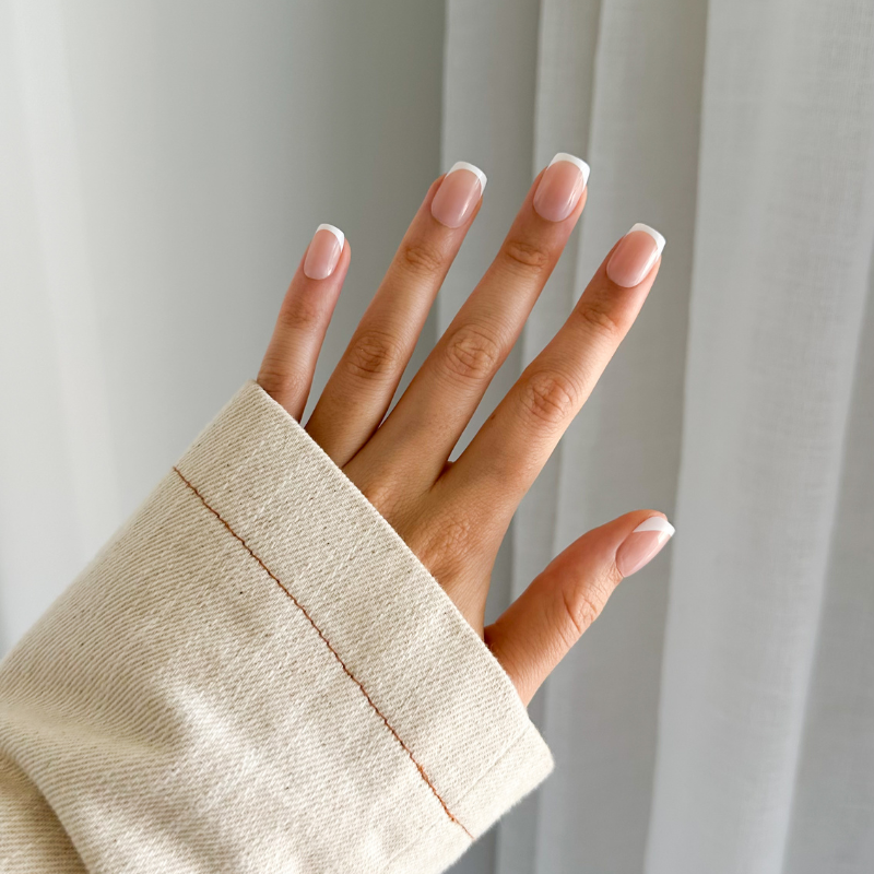 Pressing Nails French Tip Gel
