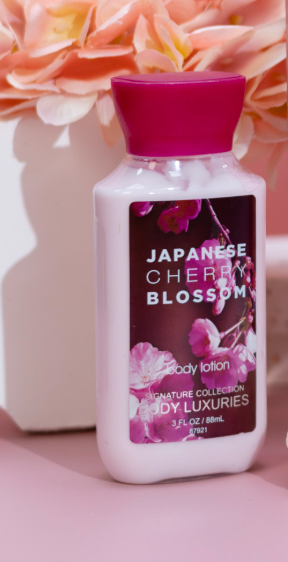 Dear Body Japanese Cherry Blossom Body Lotion 88ml