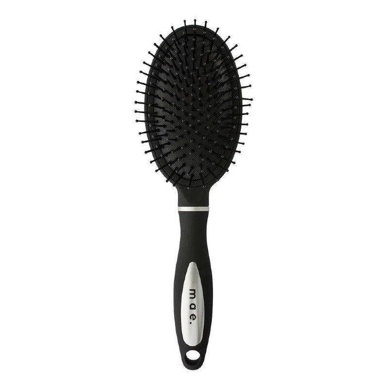 Mae. Brush Essential Oval Pad
