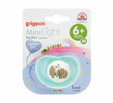 PIGEON MiniLight Pacifier Elephant M